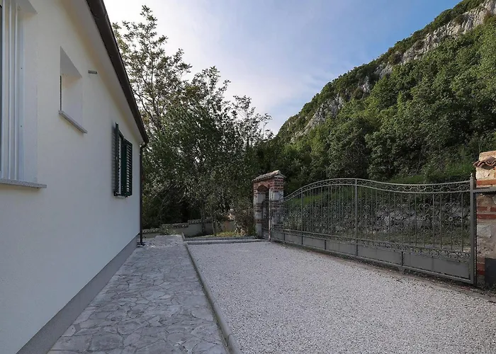 Holiday home Kristina Istra Dolenja Vas