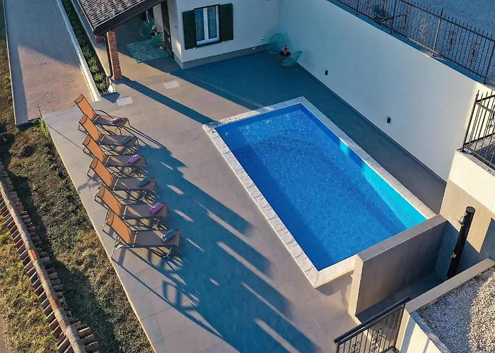 Holiday home Kristina Istra Dolenja Vas