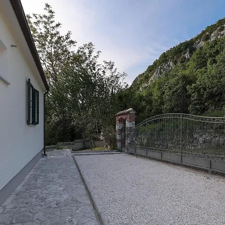 Сasa de vacaciones Kristina Istra Dolenja Vas